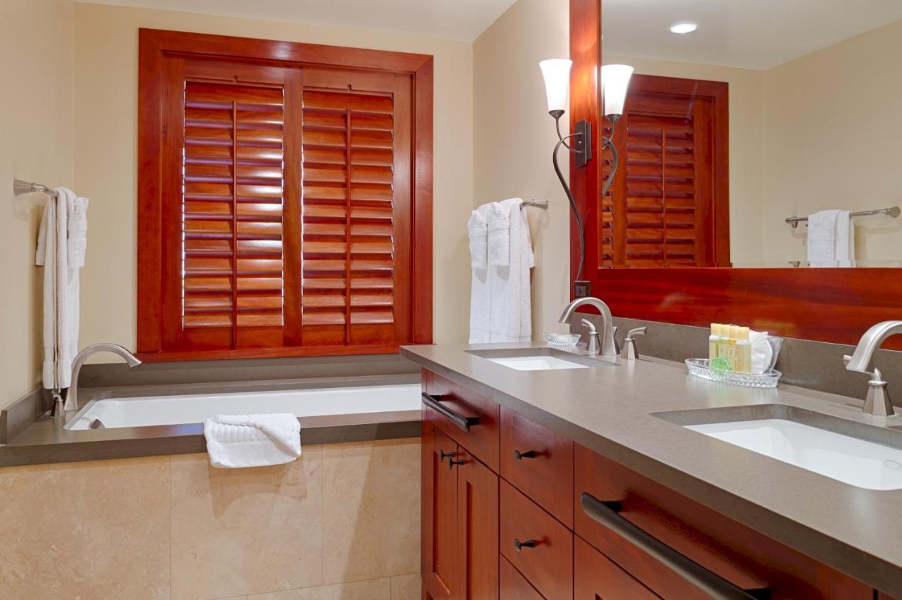 | Sixth Floor Villa with Sunrise View - Beach Tower at Ko Olina Beach Villas Resort