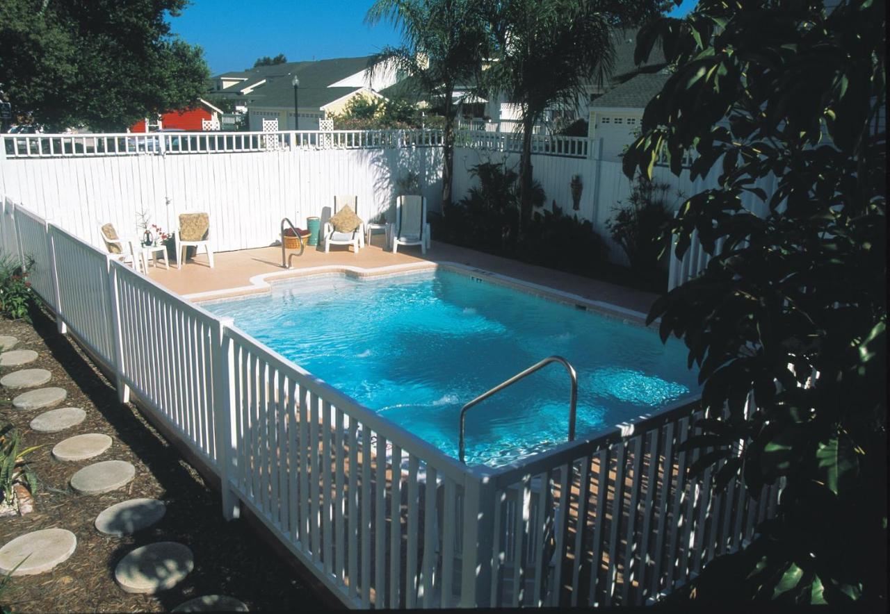 | Meranova Guest Inn