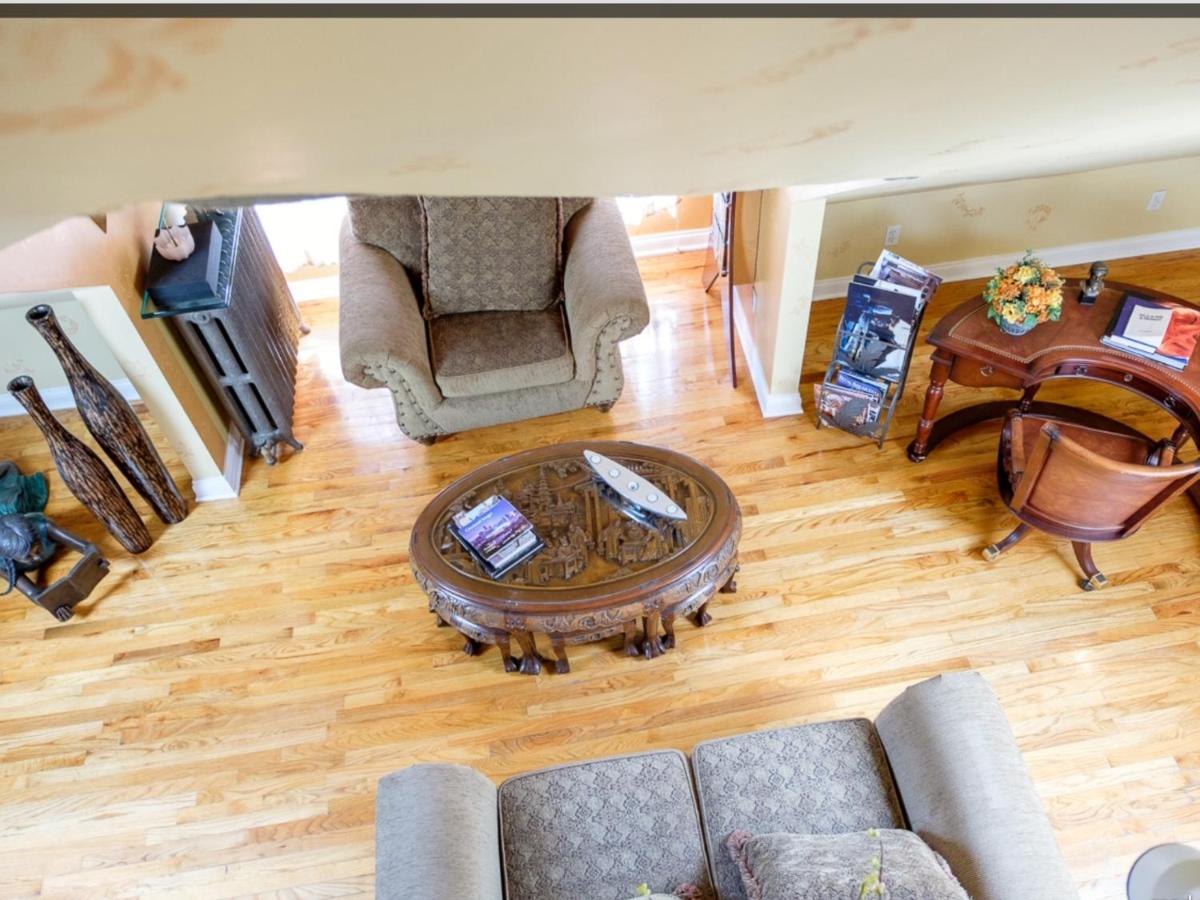 | Gaslight Bed & Breakfast