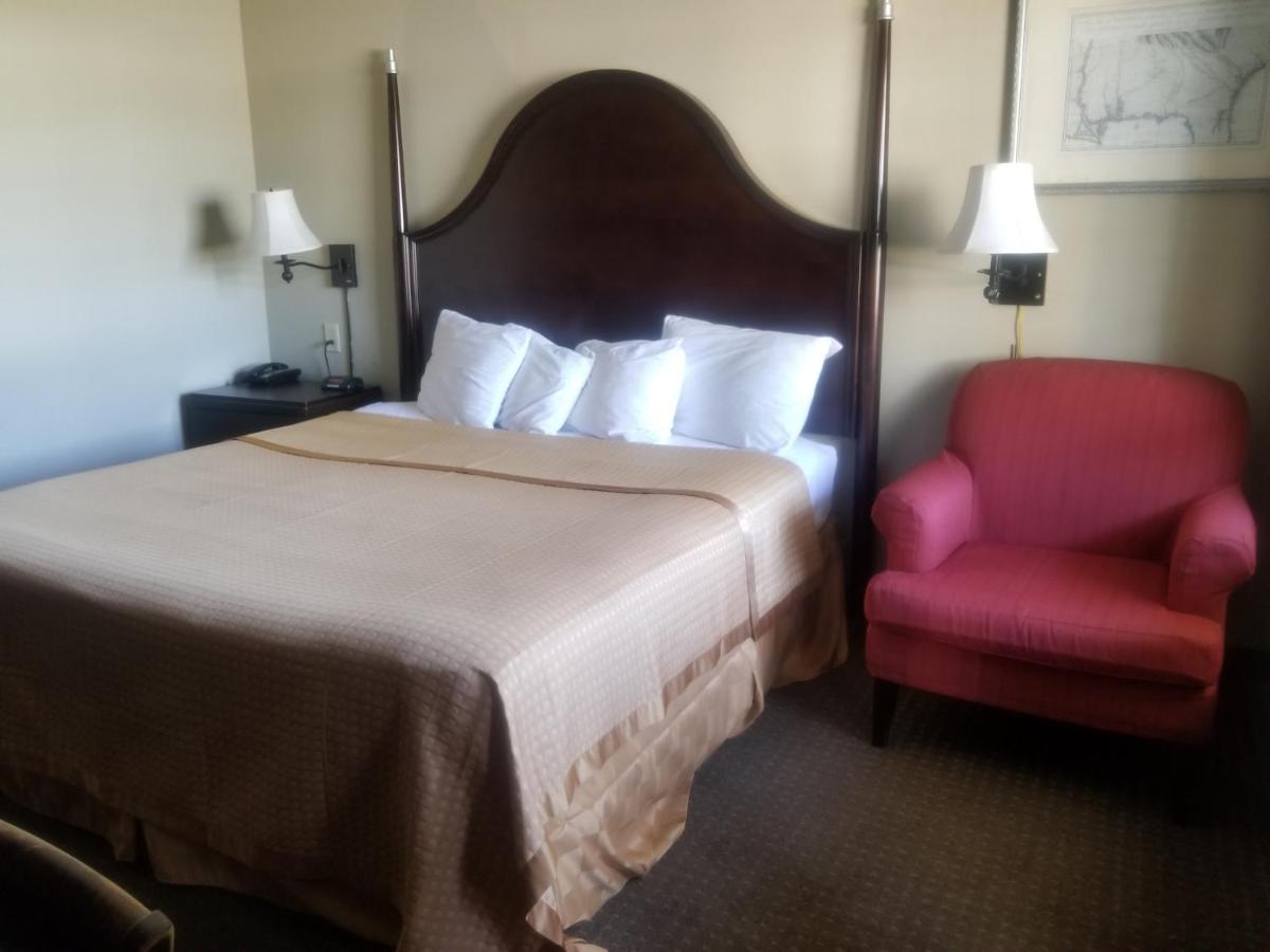 King Room - Non-Smoking at Inn at Mulberry Grove