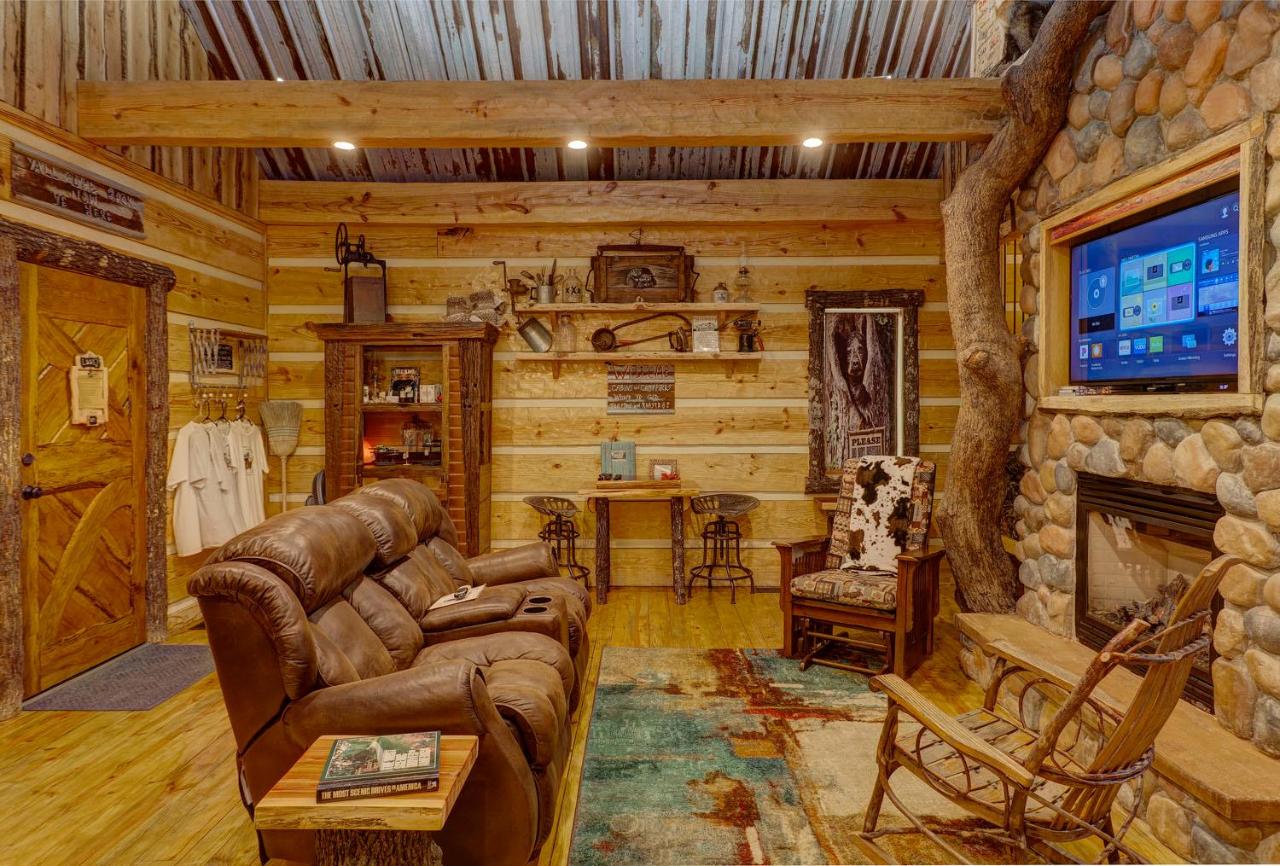 | Fox Pass Cabins