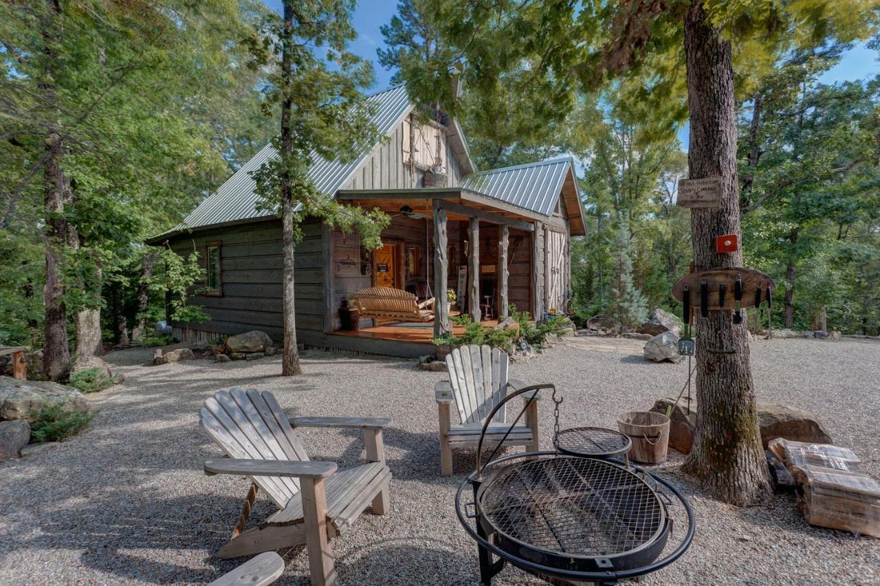 | Fox Pass Cabins