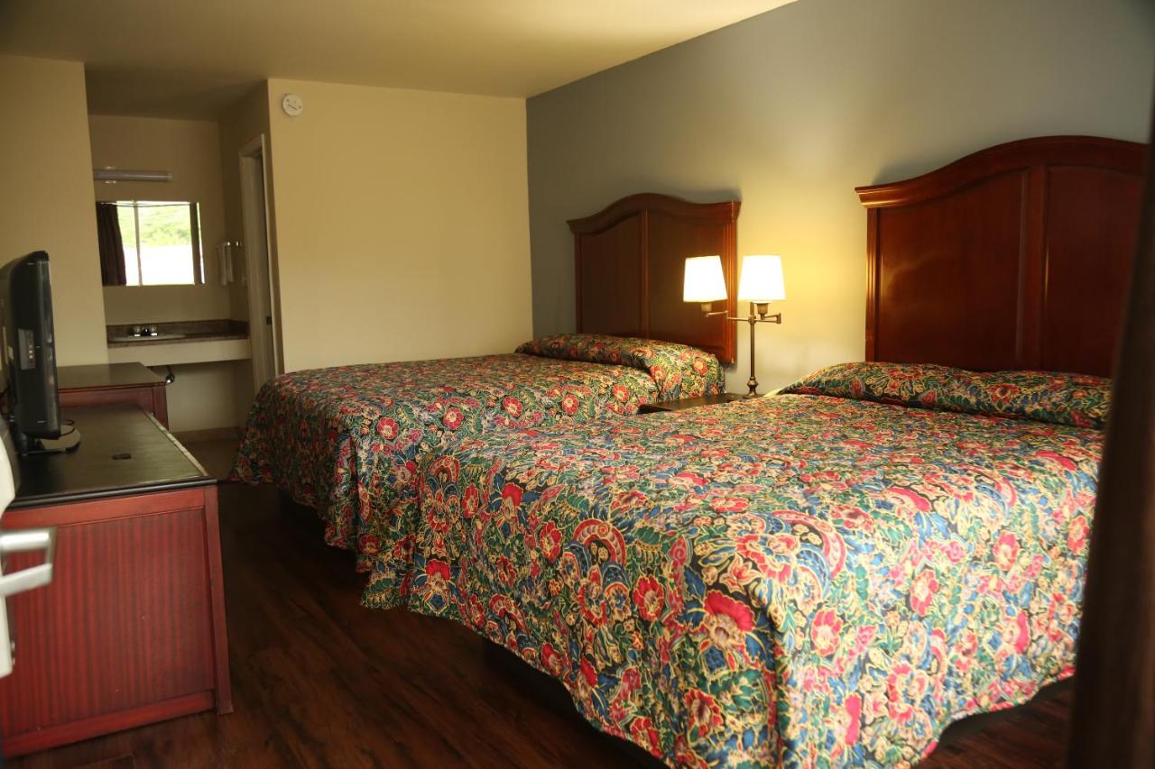  | Economy Inn - Charlotte