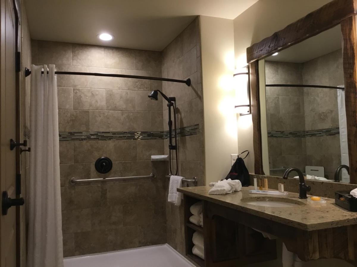 Queen Room with Two Queen Beds - Disability Access/Non-Smoking at Glacier International Lodge