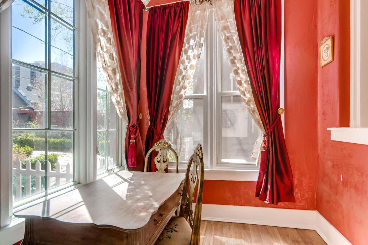  | The Holiday Chalet Victorian