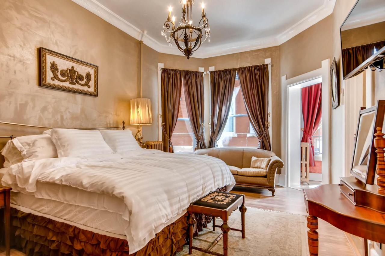  | The Holiday Chalet Victorian