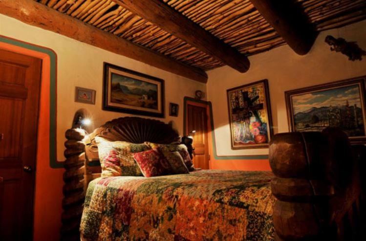 | La Dona Luz Inn an Historic B&B