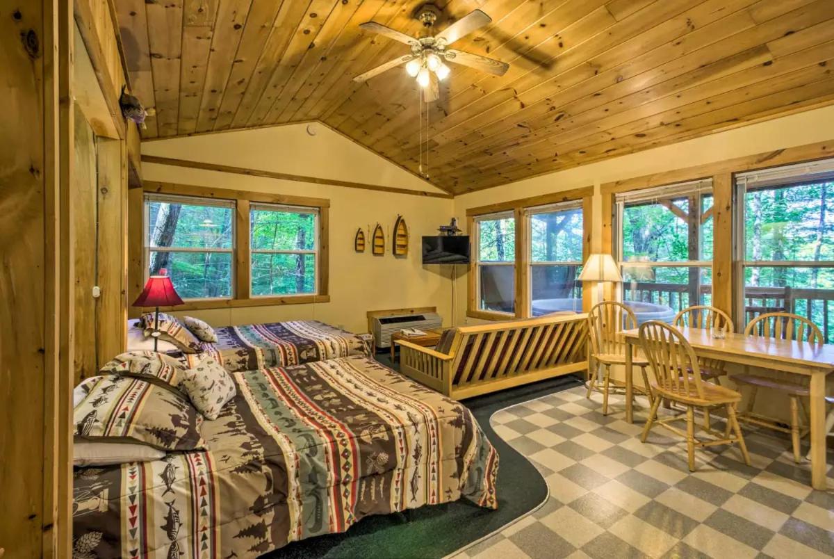 | Nantahala Cabins