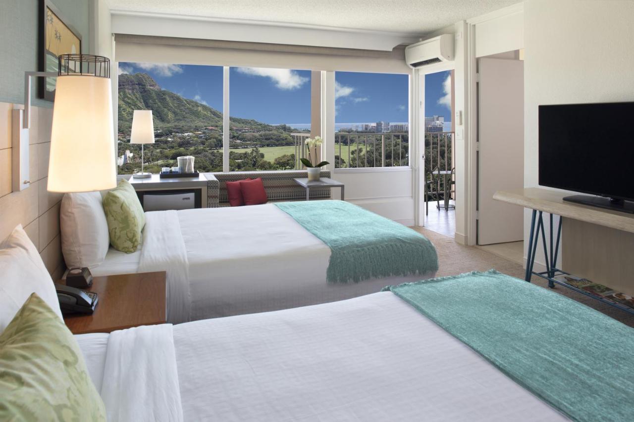 Diamond Head View Balcony, Queen Queen at Queen Kapiolani Hotel