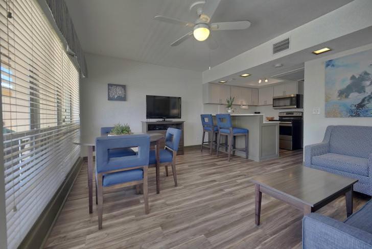  | GetAways at Dover House Resort