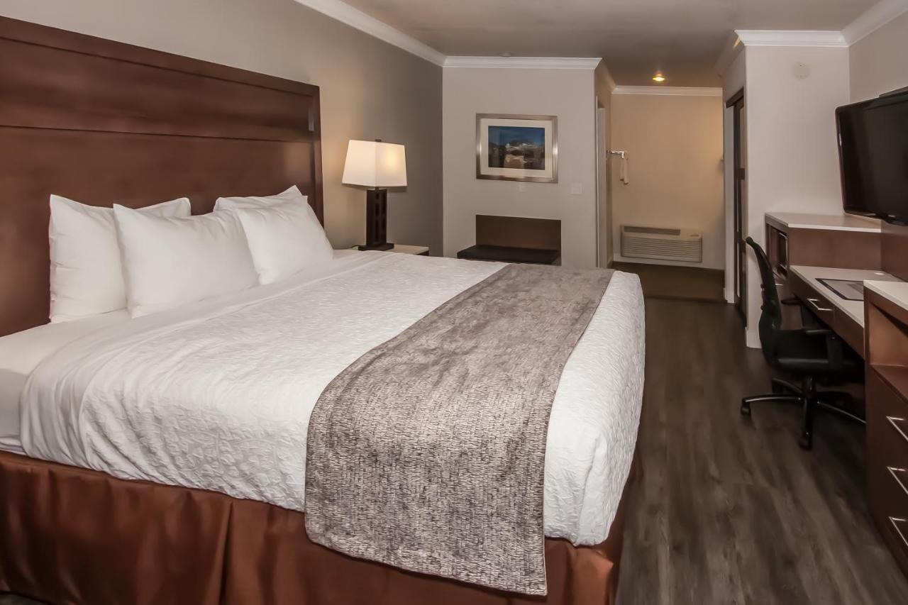 King Room - Non-Smoking at Best Western Bishop Lodge