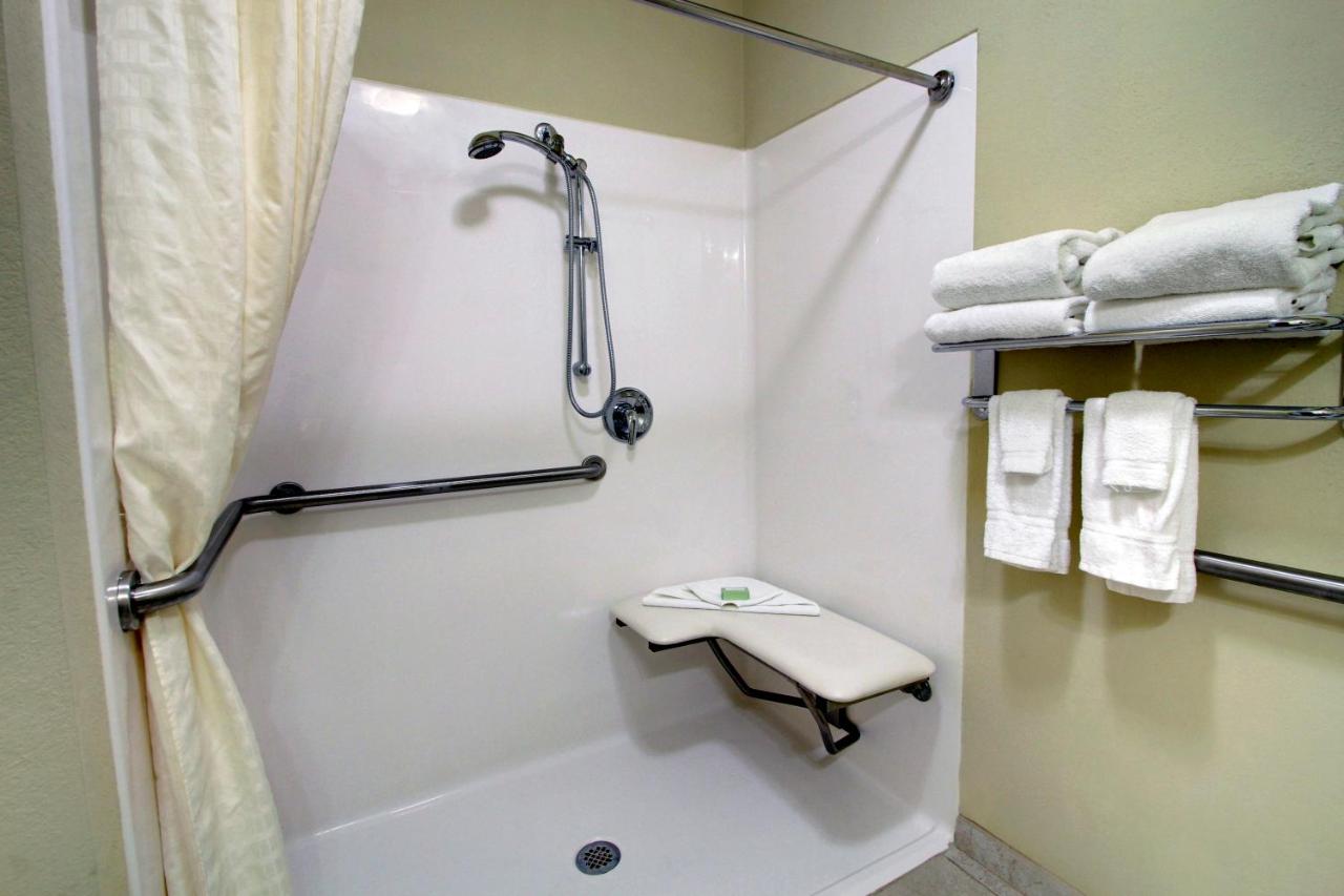 | Cobblestone Hotel - Wayne