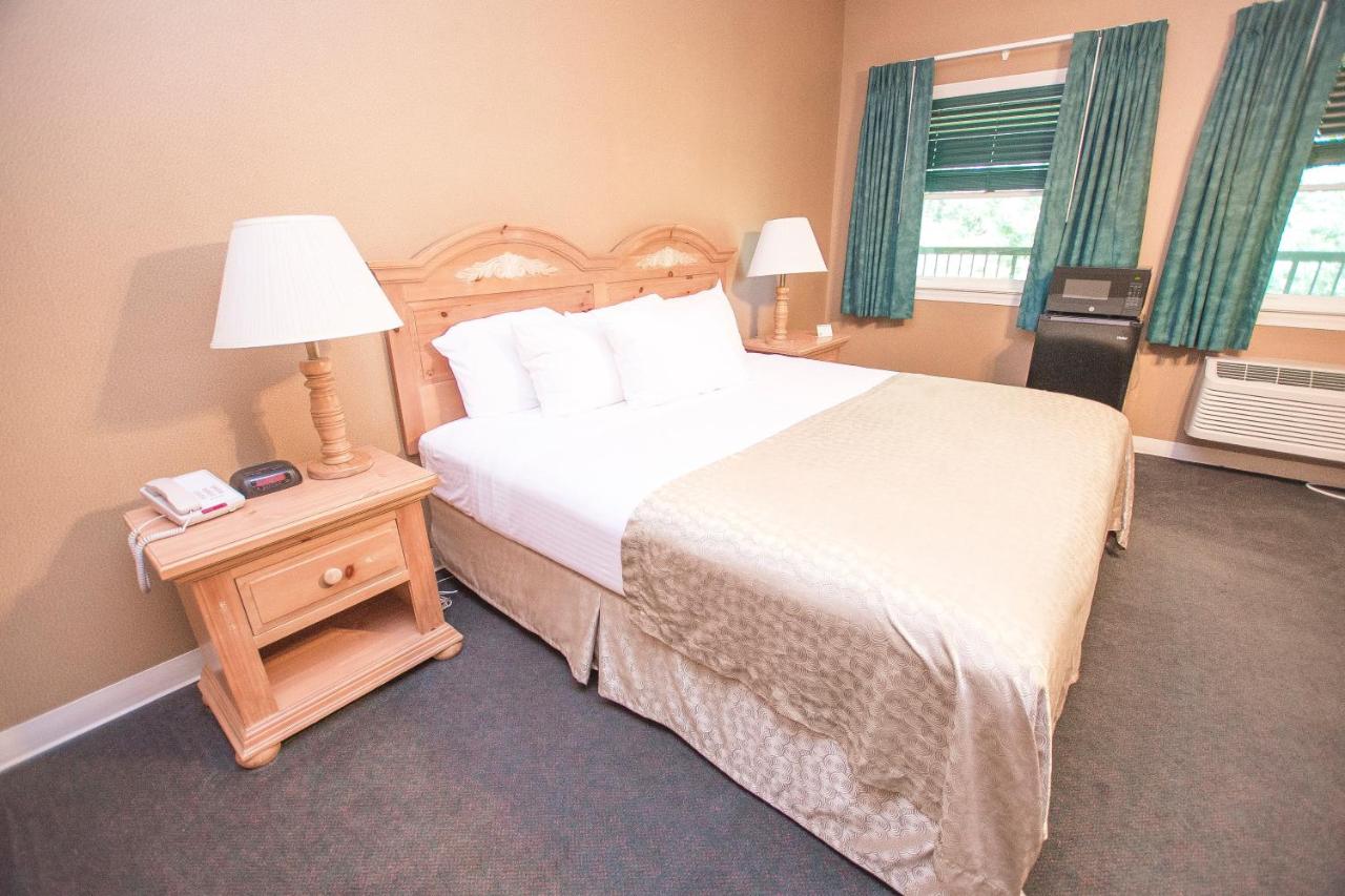 | Lake Chatuge Lodge