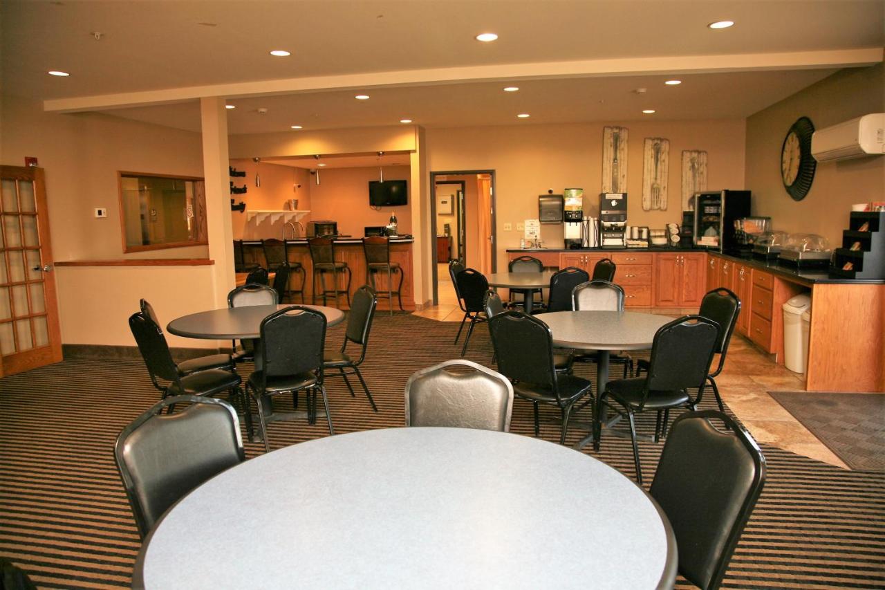  | Corporate East Hotel