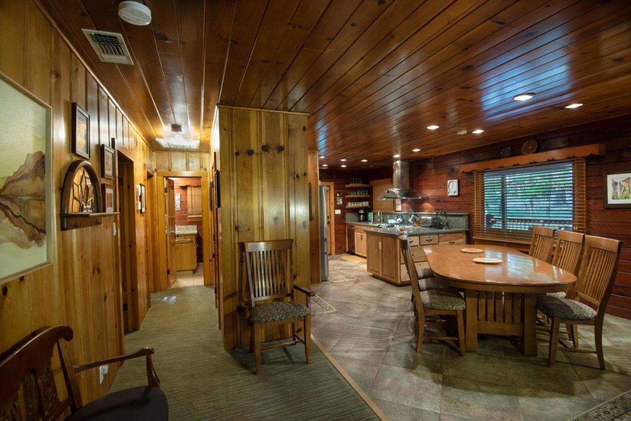 | 48 Sugar Pine Suite
