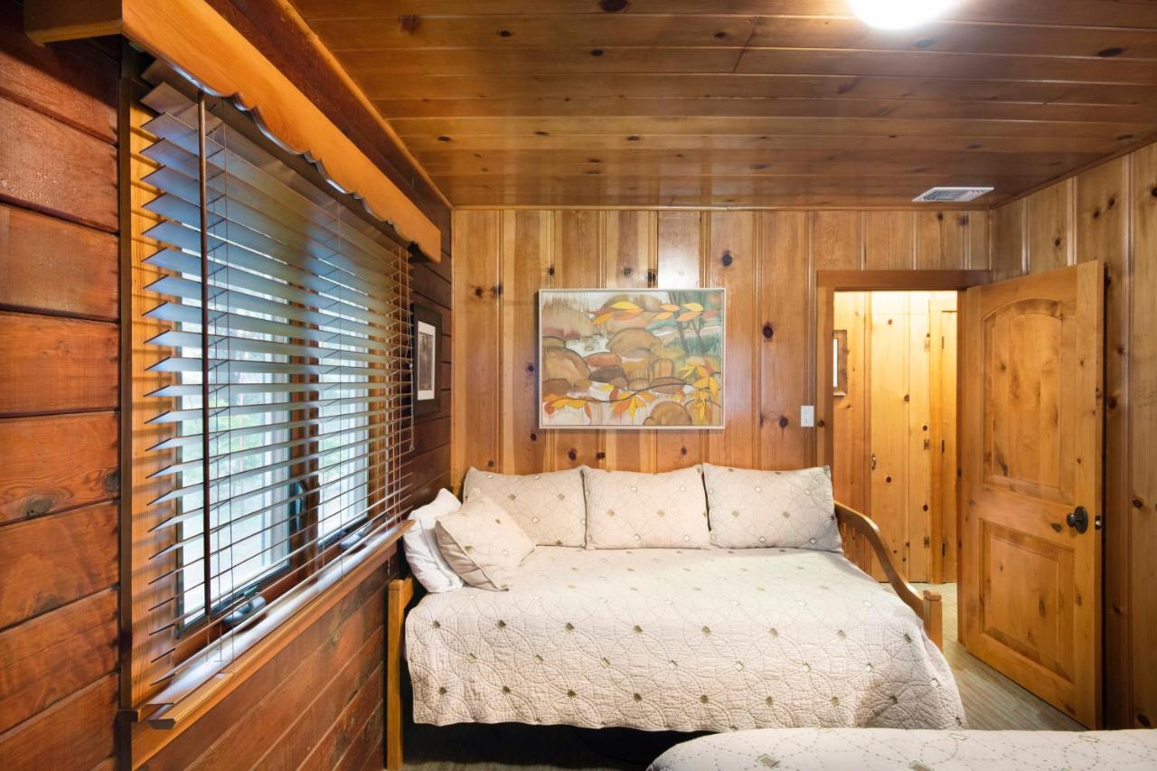| 48 Sugar Pine Suite