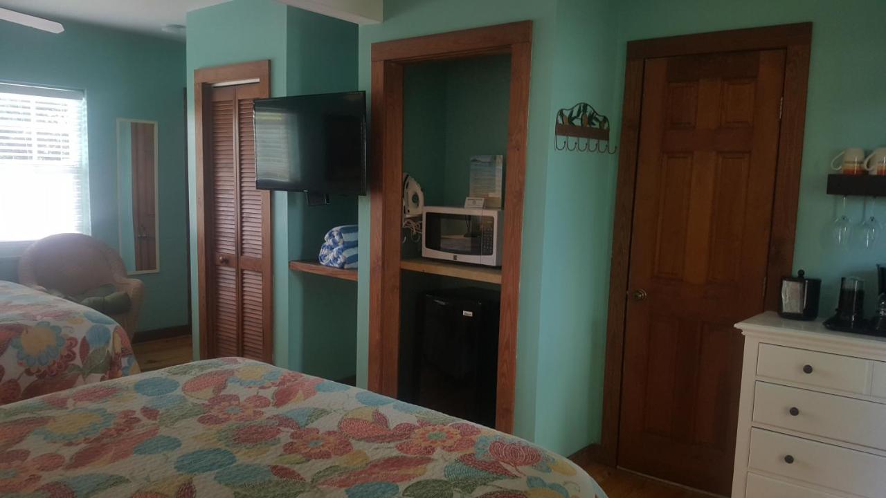  | Courtney's Place Historic Cottages & Inns