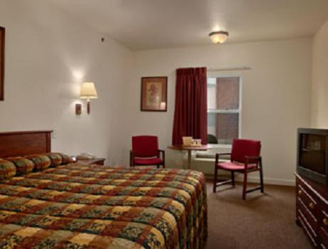 King Room - Non-Smoking at Super 8 by Wyndham St. Louis Airport