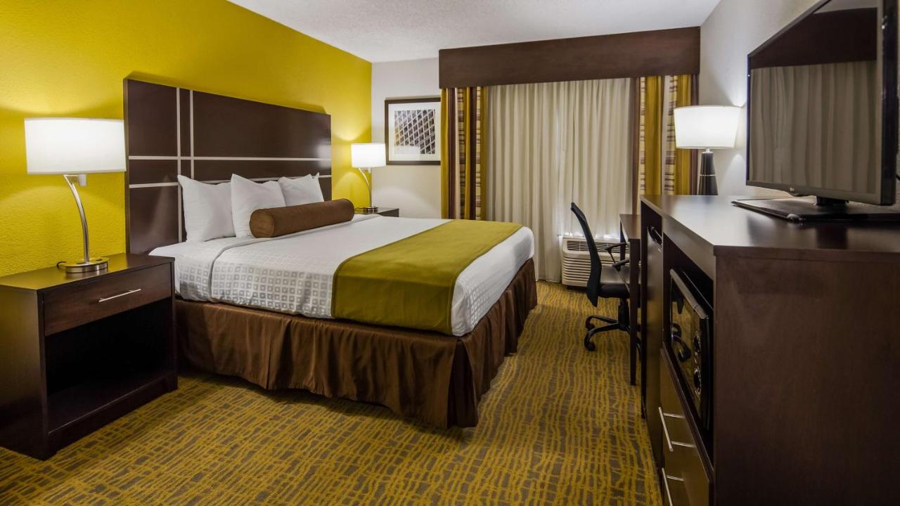  | Best Western Plus Hanes Mall