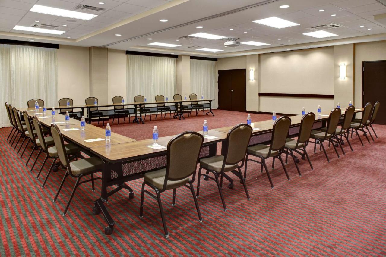 | Hyatt Place Richmond Airport