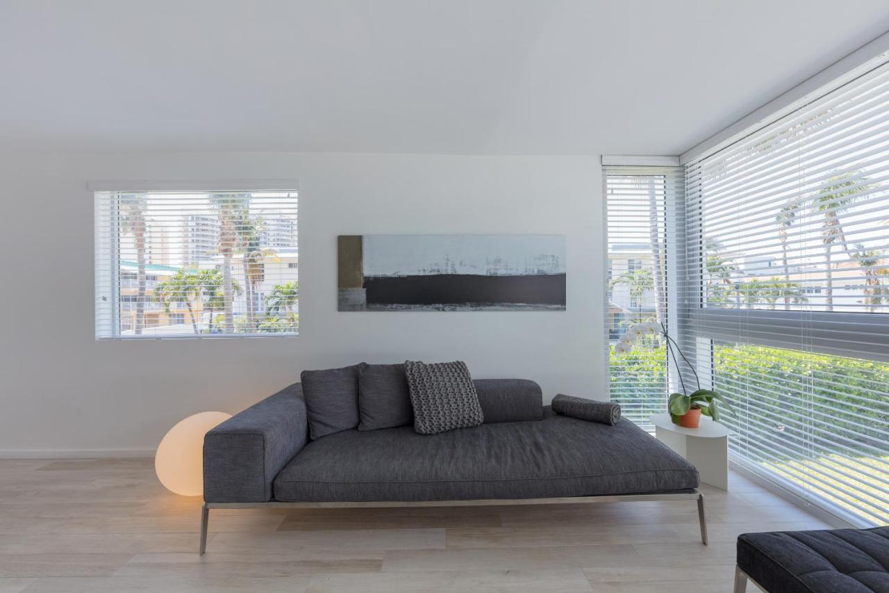 | Beach Haus Key Biscayne Contemporary Apartments