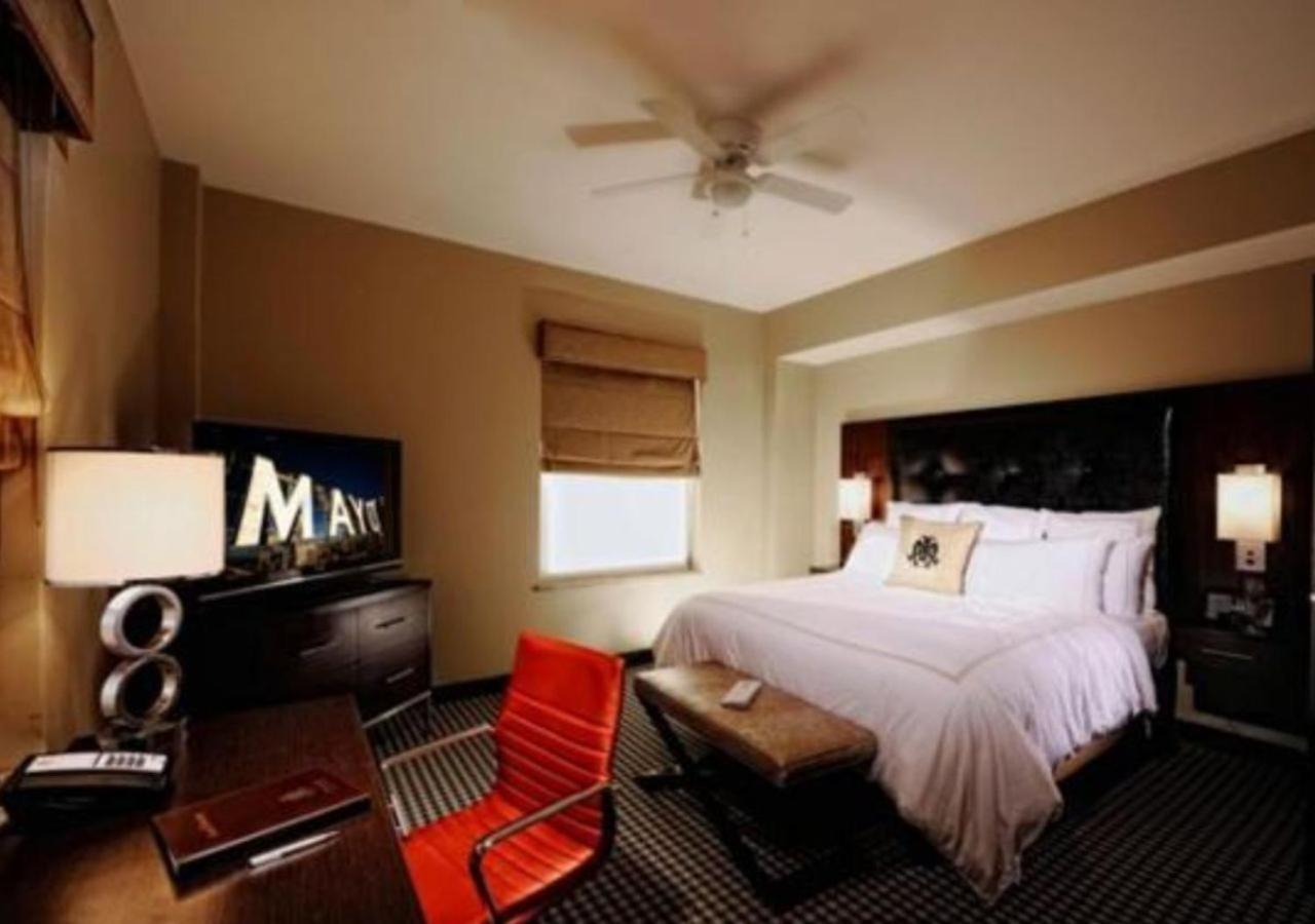 Signature Suite at The Mayo Hotel