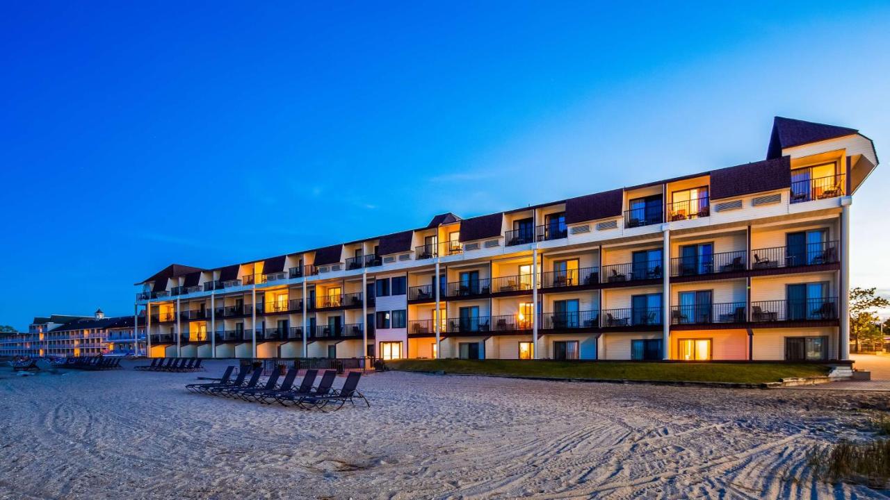 | Best Western Plus Dockside Waterfront Inn