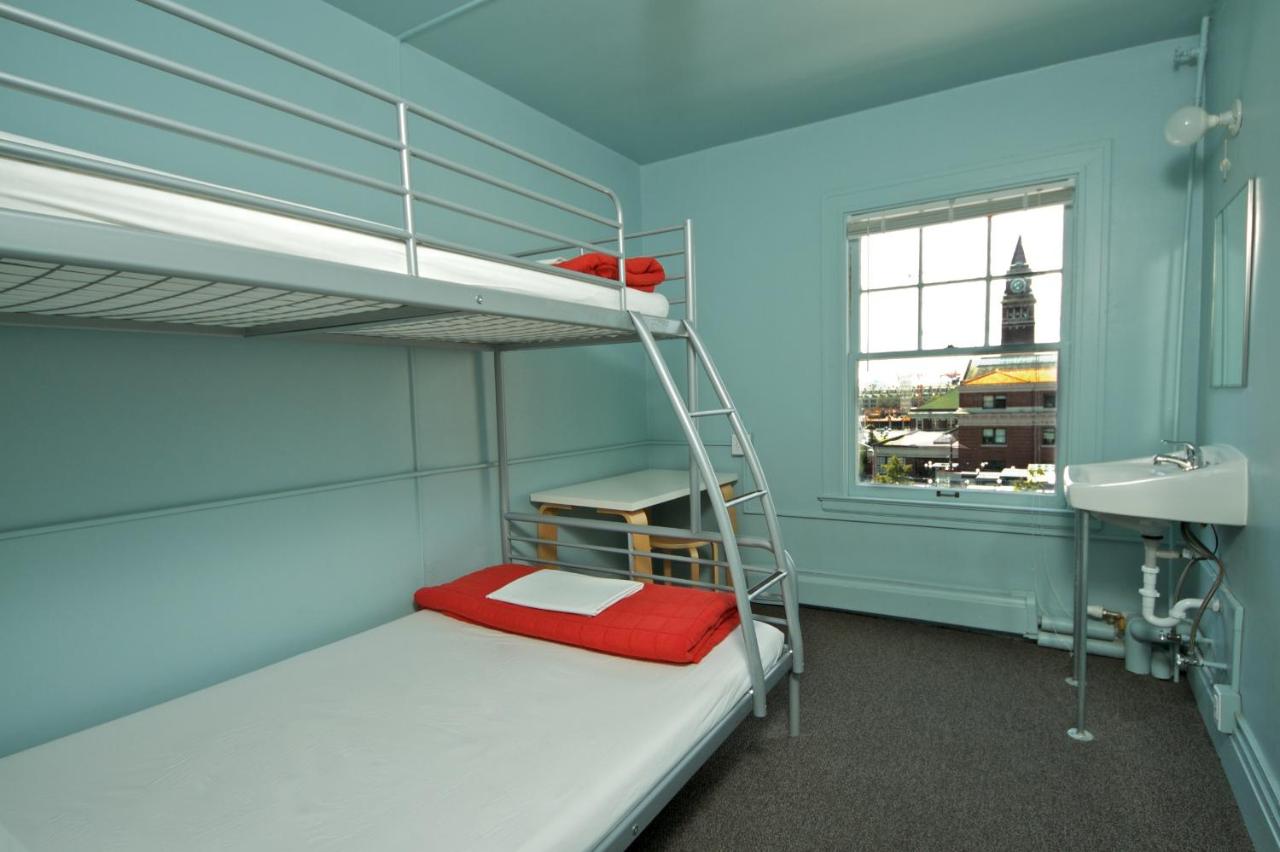 | HI - Seattle Hostel at the American Hotel