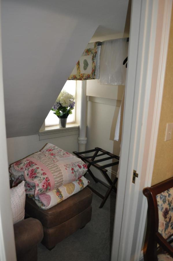 | Queen Anne Bed and Breakfast