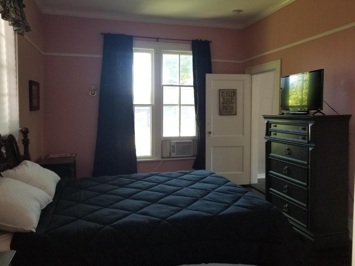 | Charlevoix House