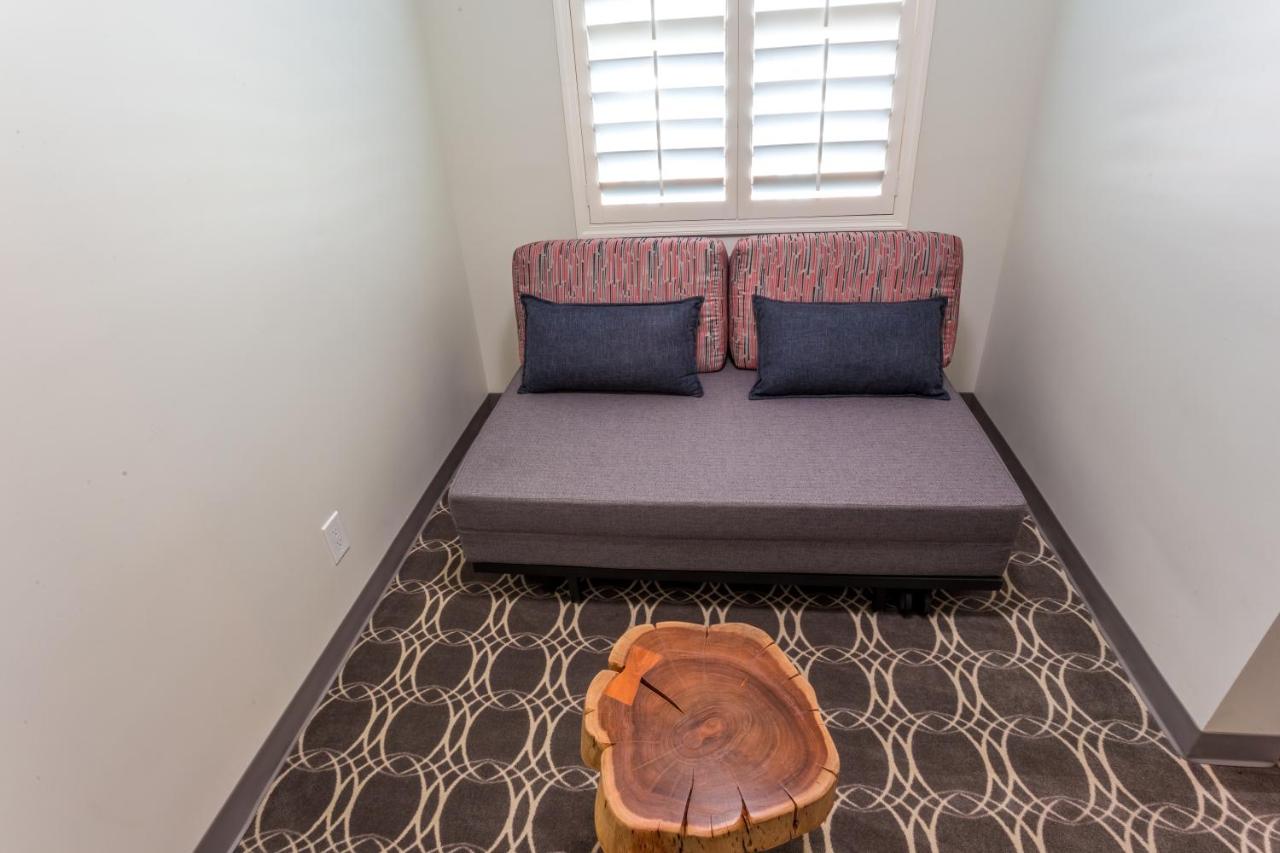 | University Inn ASU/Tempe