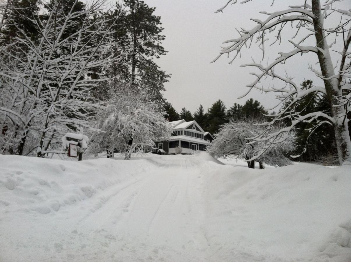 | Snowvillage Inn
