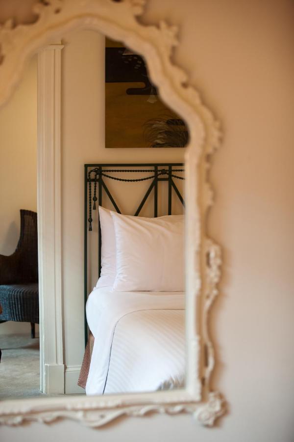| Hotel Lombardy