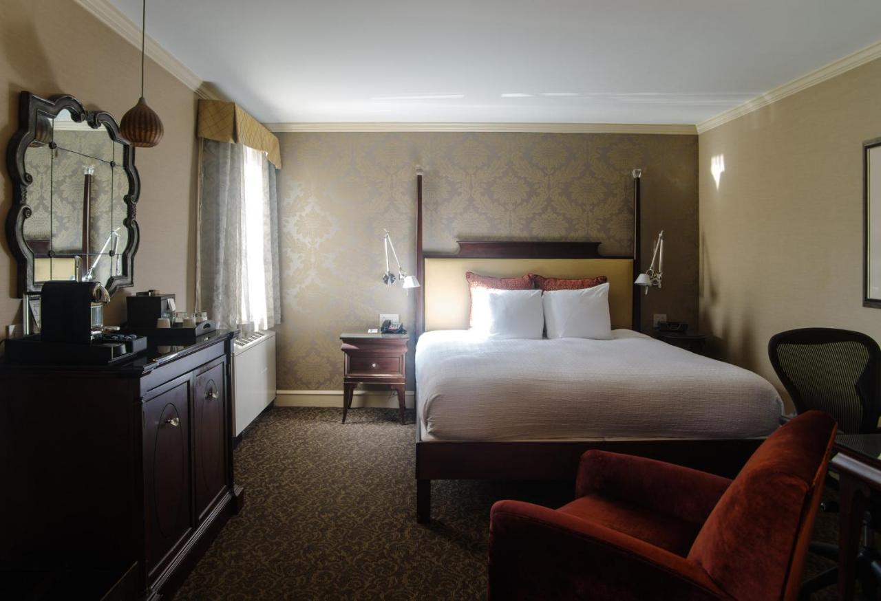 | Chestnut Hill Hotel