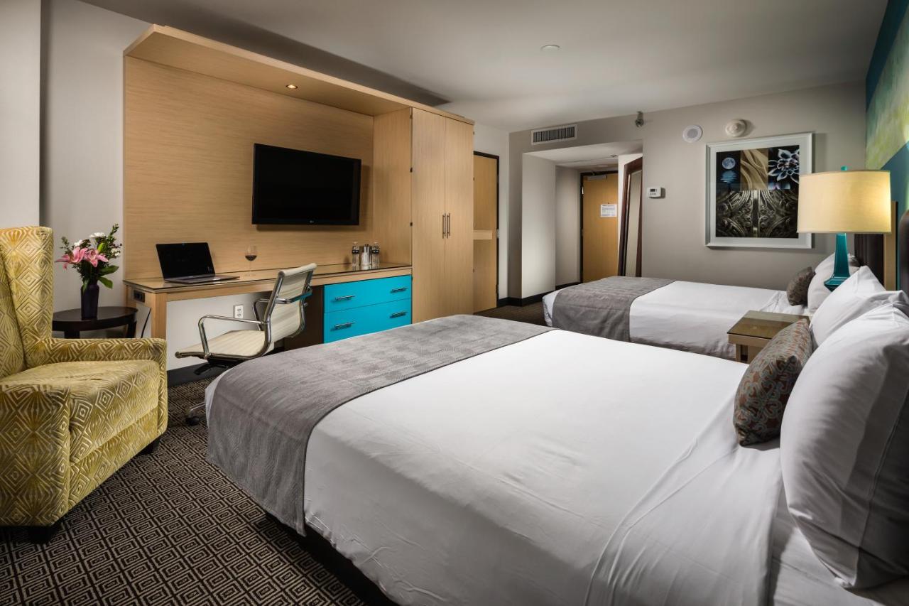 Grand Deluxe Double Queen Bed Non-Smoking at Downtown Grand Las Vegas