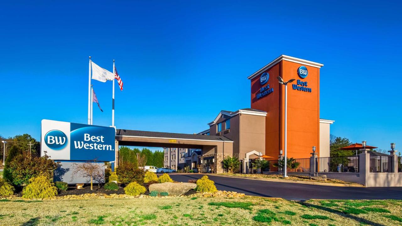  | Best Western Travelers Rest Greenville