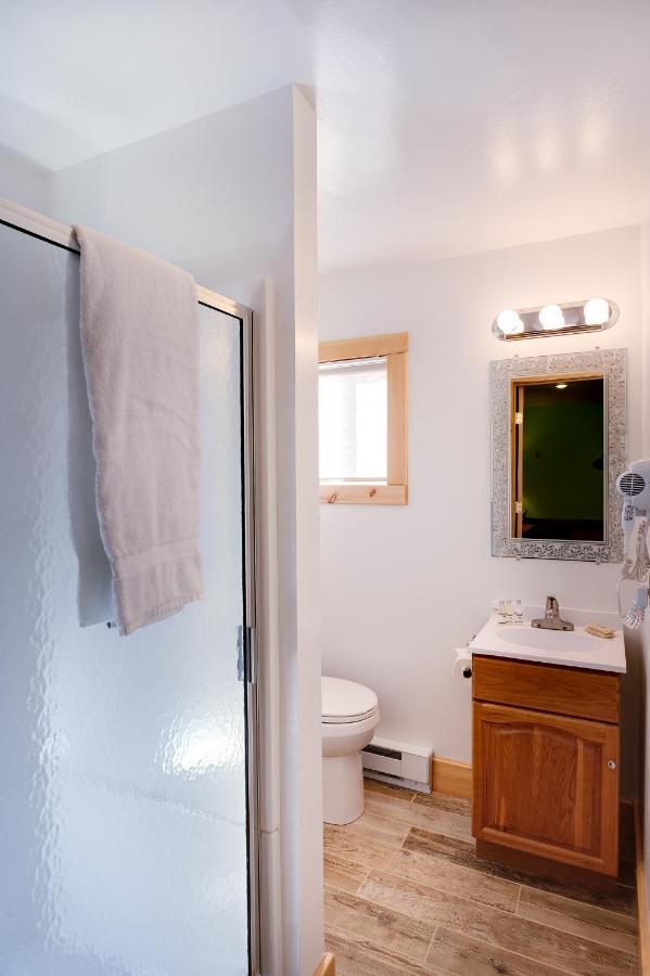  | Cobble Mountain Lodge