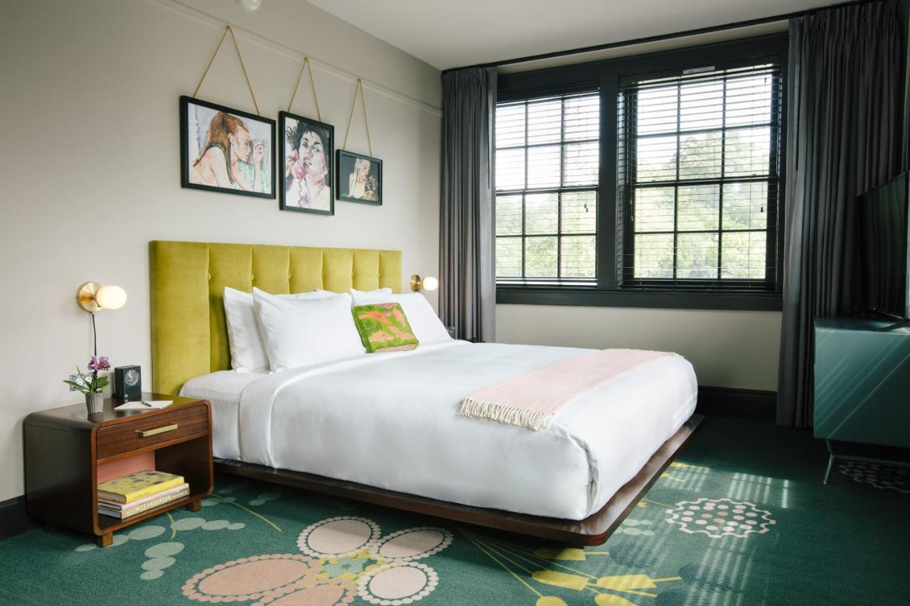  | Hotel Clermont Atlanta, by Oliver
