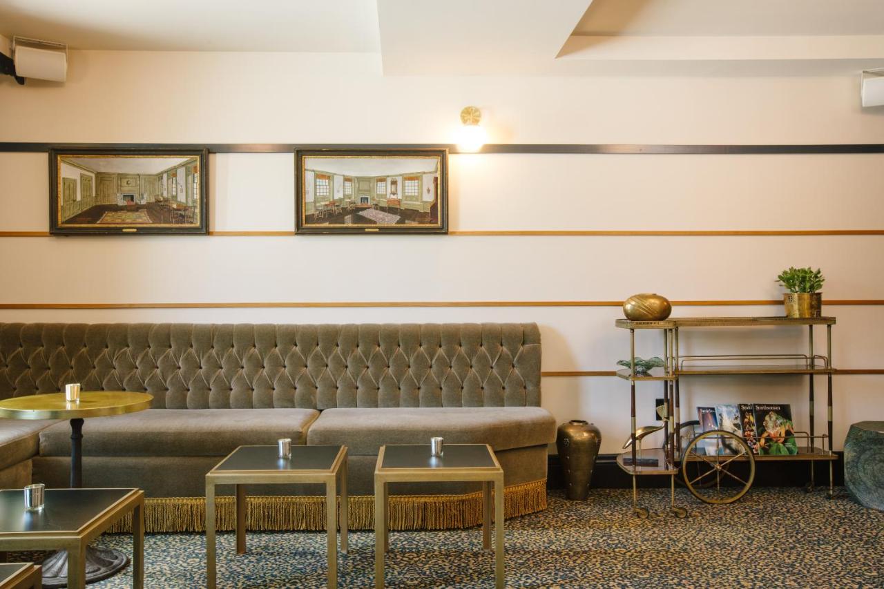 | Hotel Clermont Atlanta, by Oliver
