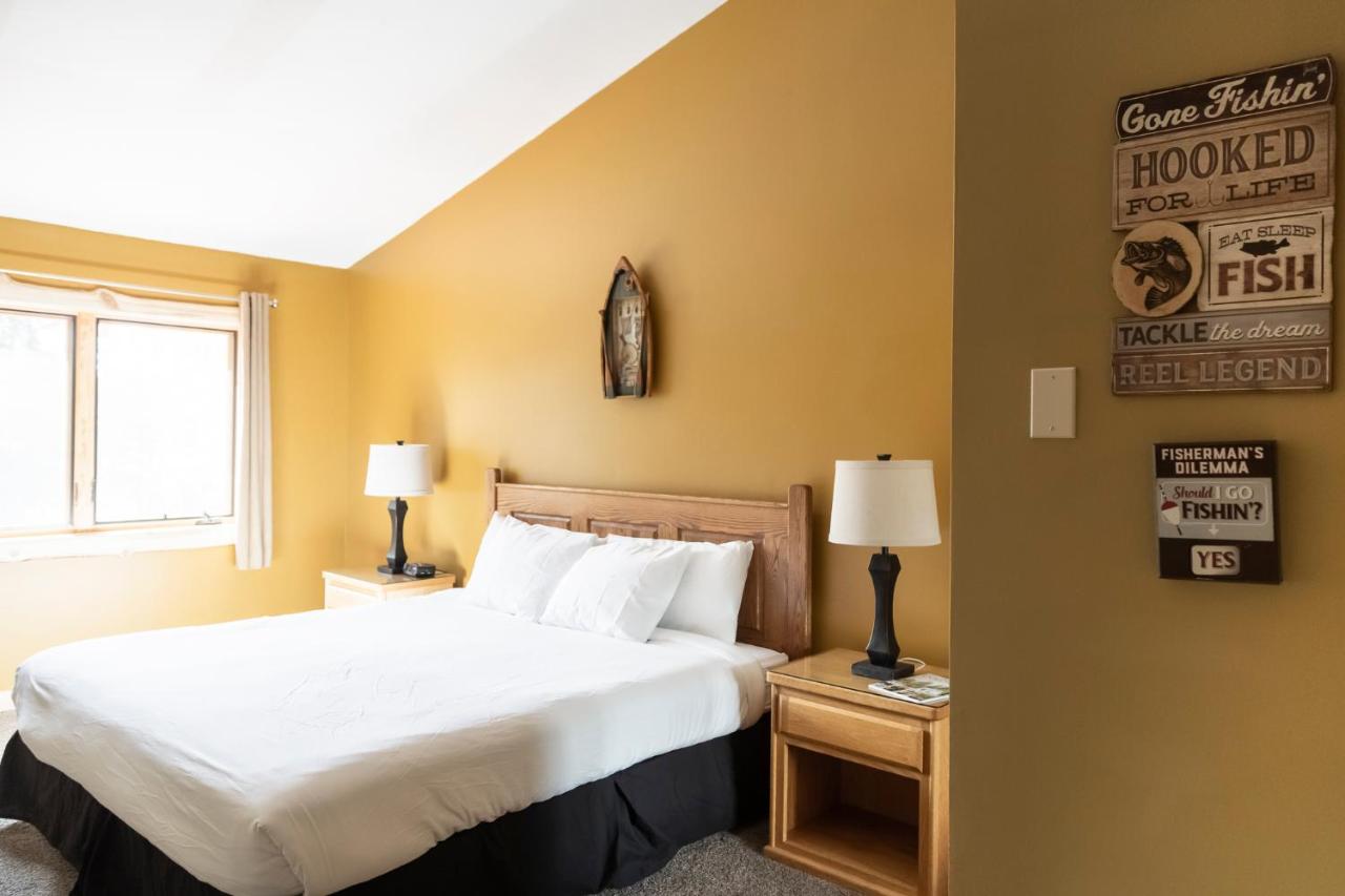 | Arrowhead Mountain Lodge