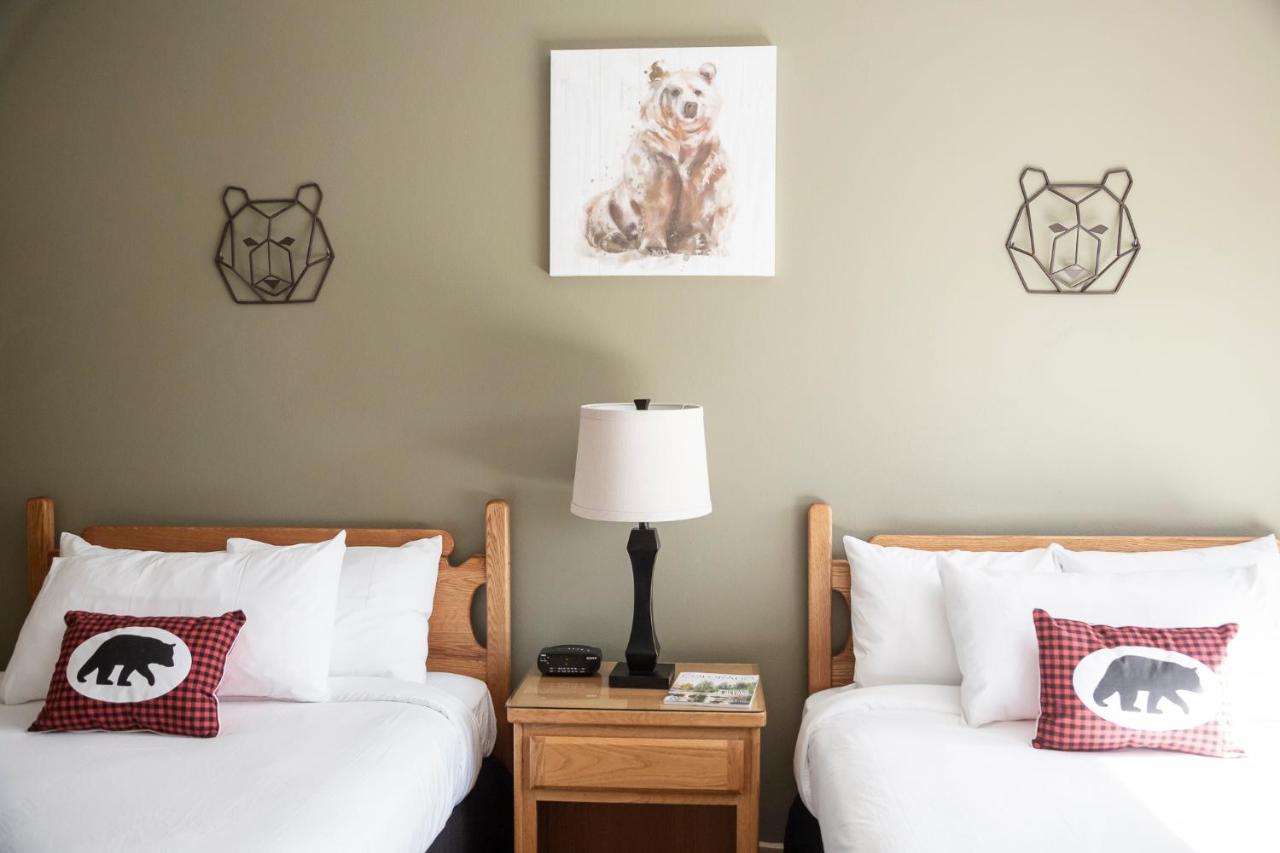 | Arrowhead Mountain Lodge
