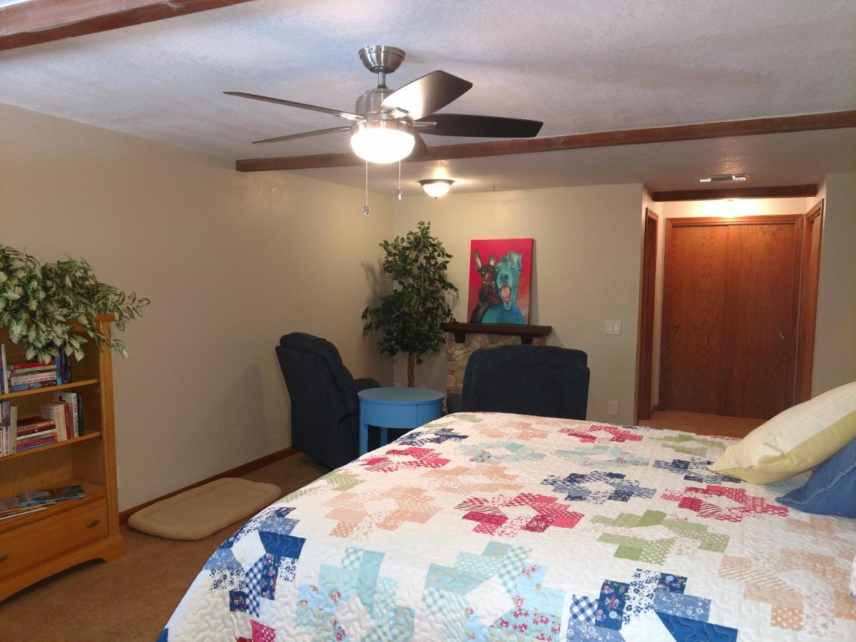 | Ponderosa Ridge A B & B