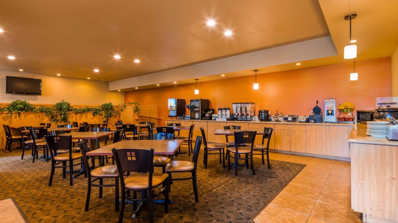 | BEST WESTERN PLUS Hartford Lodge