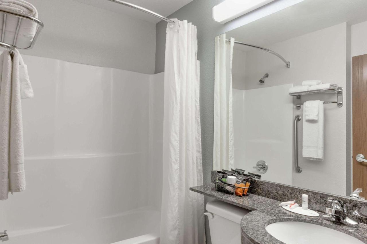 | Microtel Inn & Suites by Wyndham Hoover/Birmingham