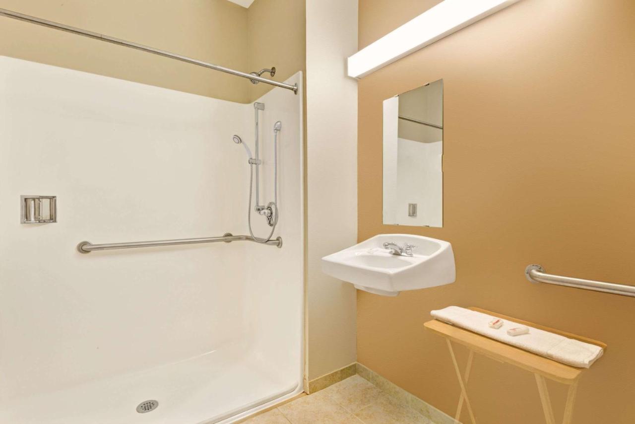 | York Microtel Inn & Suites by Wyndham