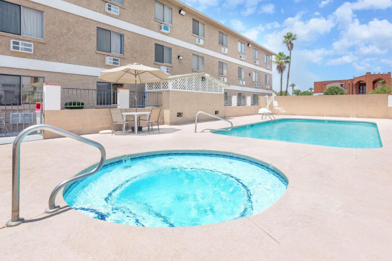  | Super 8 by Wyndham Lake Havasu City