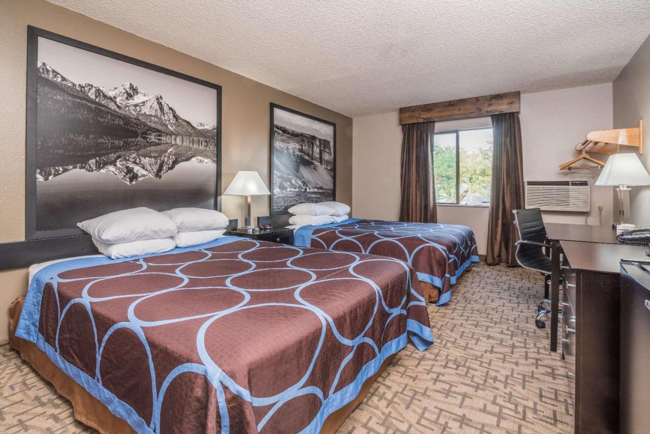 | Super 8 by Wyndham Boise