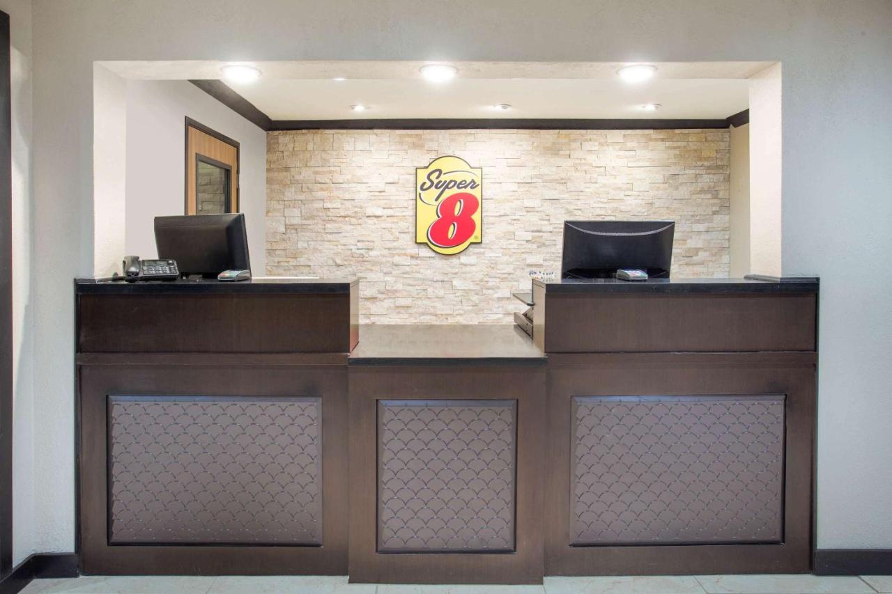 | Super 8 by Wyndham Billings