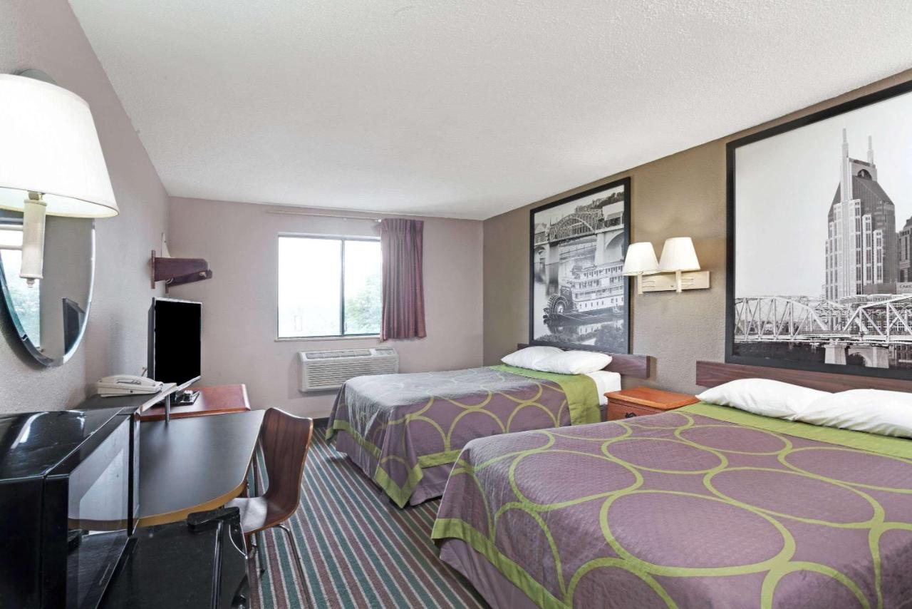 | Super 8 by Wyndham Nashville/ Dntn/ Opryland Area