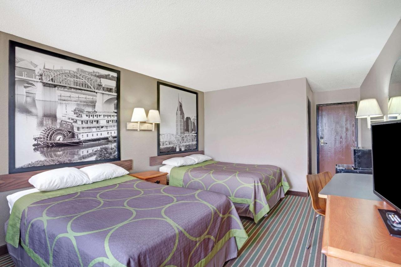 | Super 8 by Wyndham Nashville/ Dntn/ Opryland Area